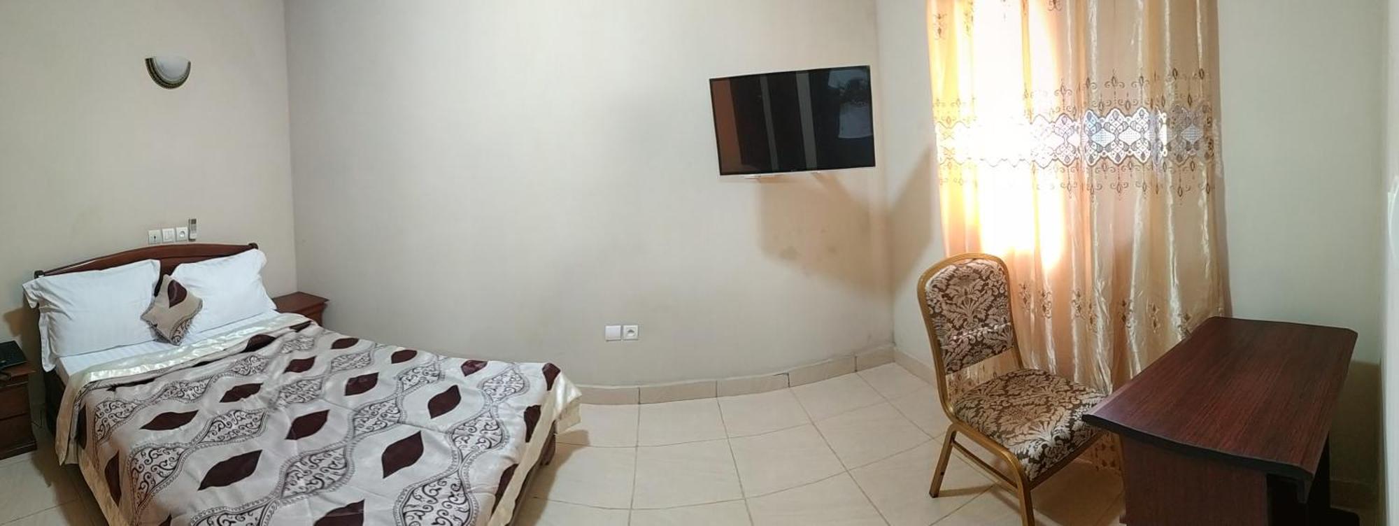 Nikita Hotel Yaounde Exterior photo